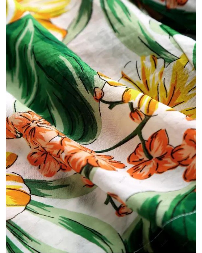 Tropical Floral Leaves Print Vacation Board Shorts